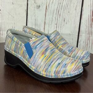 Klogs Naples Multicolor Women’s Comfort Clogs Nurse’s shoes size 6 NIB